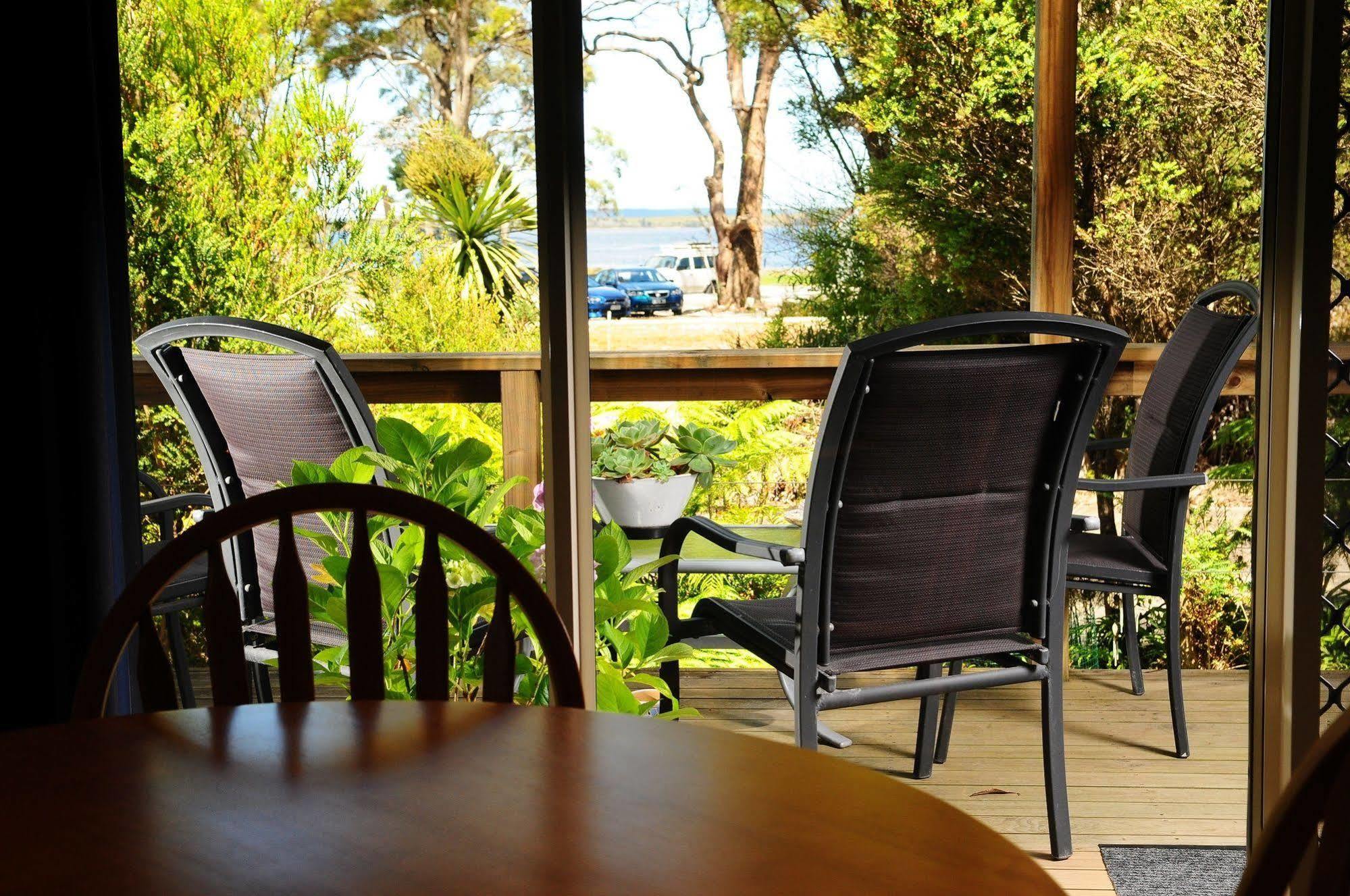 The Crays Accommodation Strahan Esterno foto